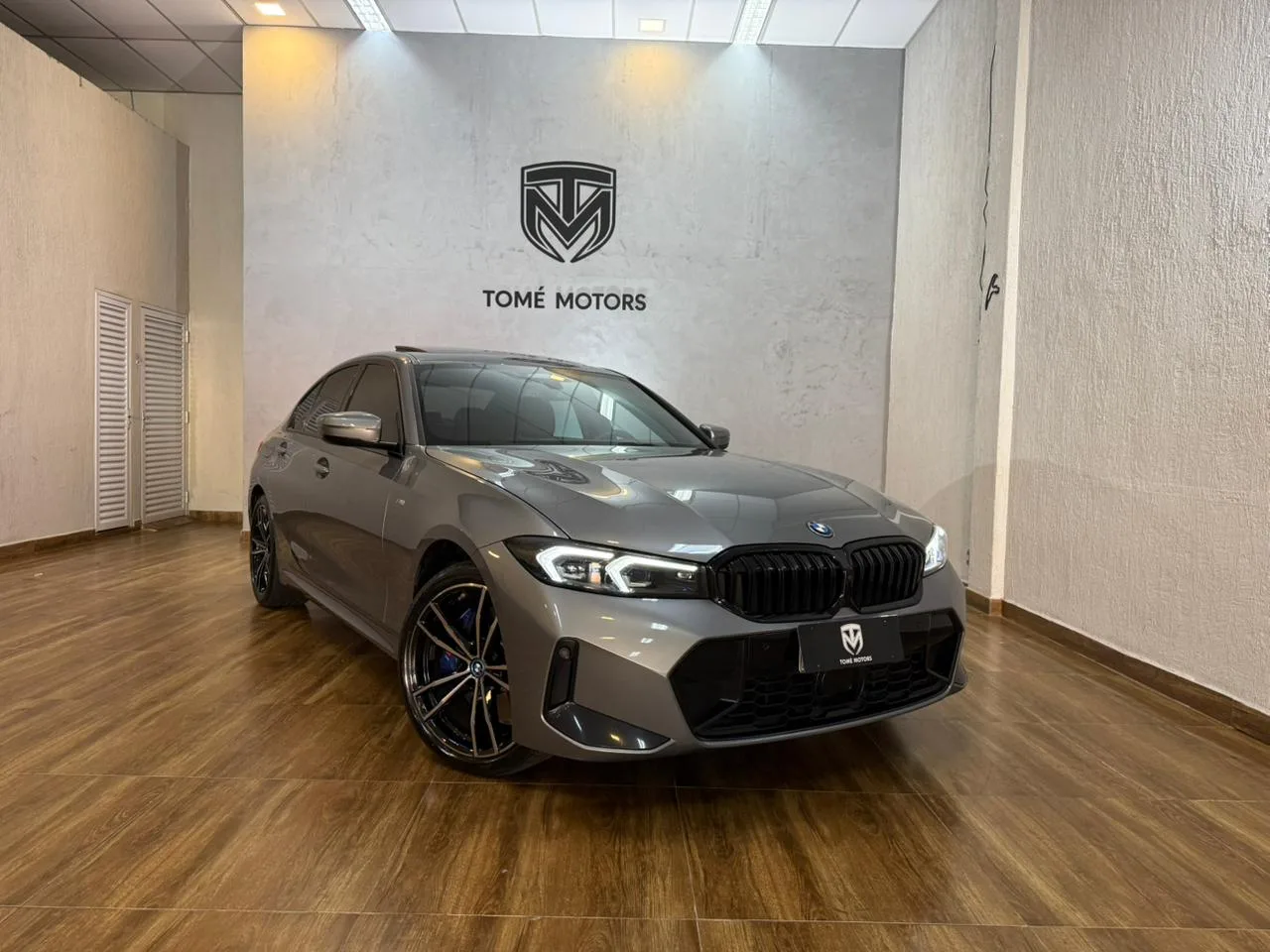 BMW-330E-2024 (2).jpeg