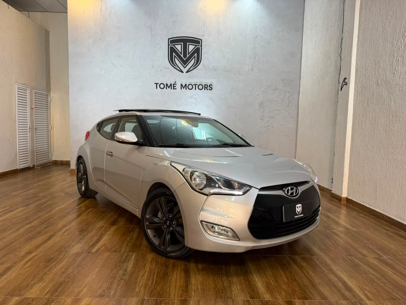 Hyundai-Veloster-2013 (1).jpeg