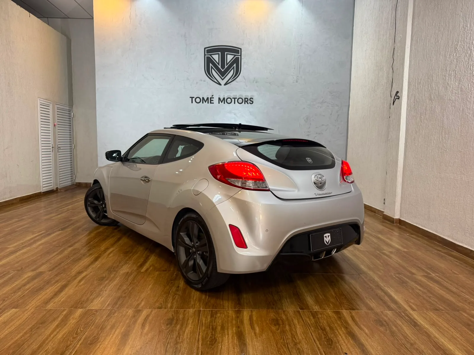 Hyundai-Veloster-2013 (3).jpeg